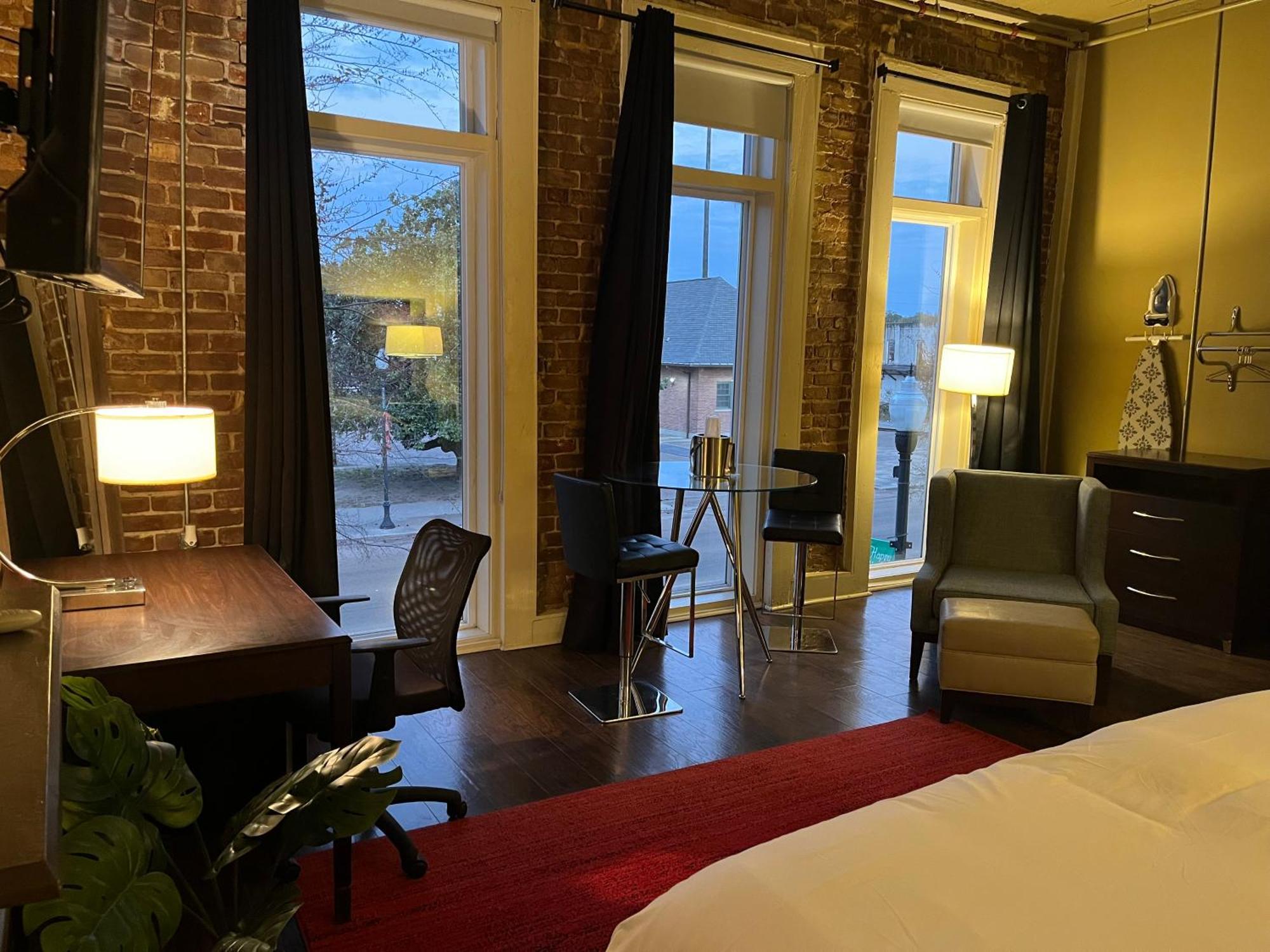 The Skylight Hotel Greenville Esterno foto