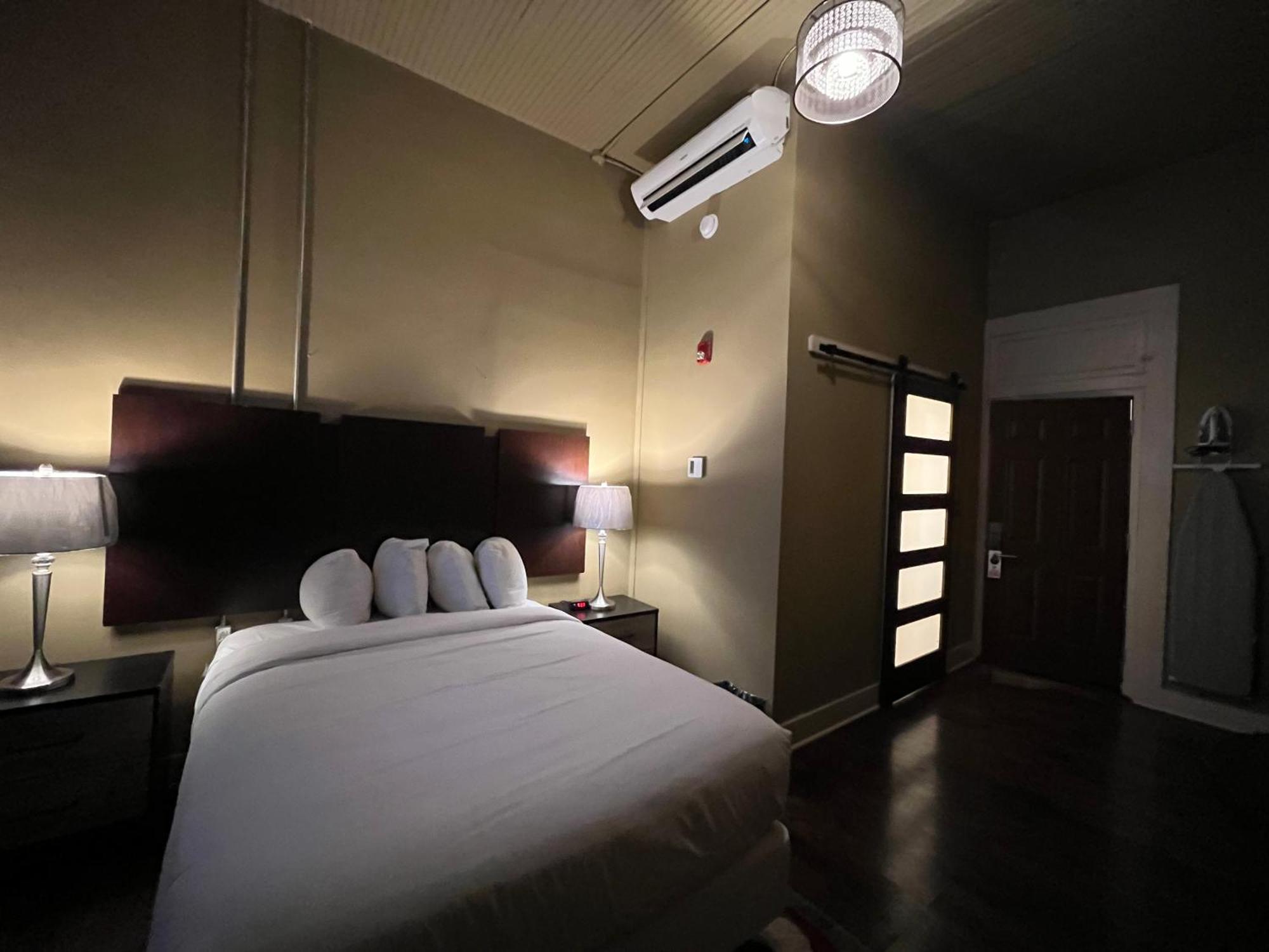 The Skylight Hotel Greenville Esterno foto