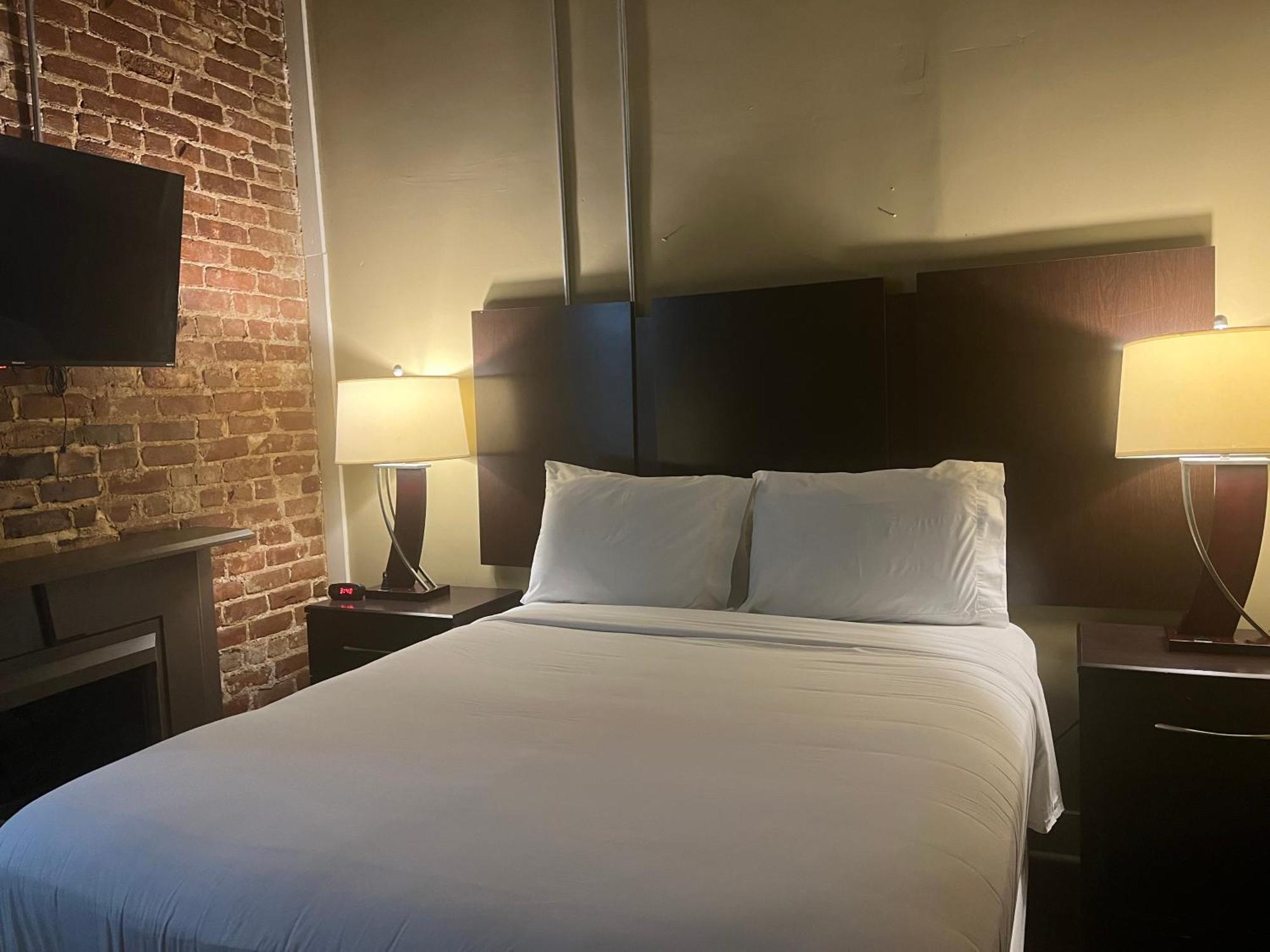 The Skylight Hotel Greenville Esterno foto
